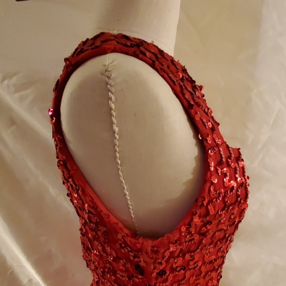 Dress - Picture 6 of 7